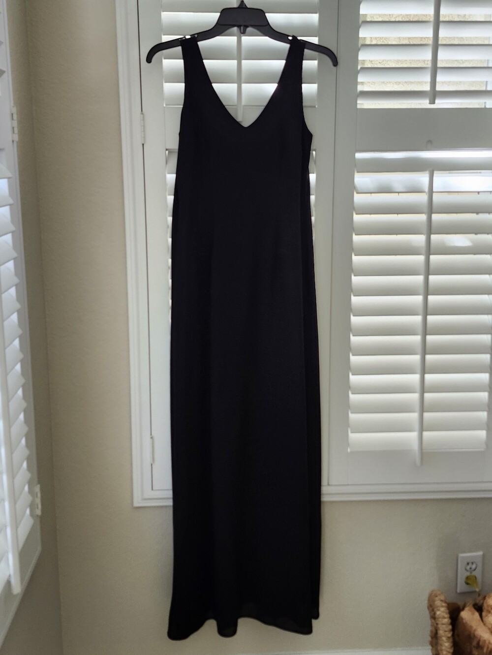 Nicole Miller Black V-Neck Maxi Dress
